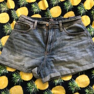 Hollister ultra high rise relaxed vintage shorts